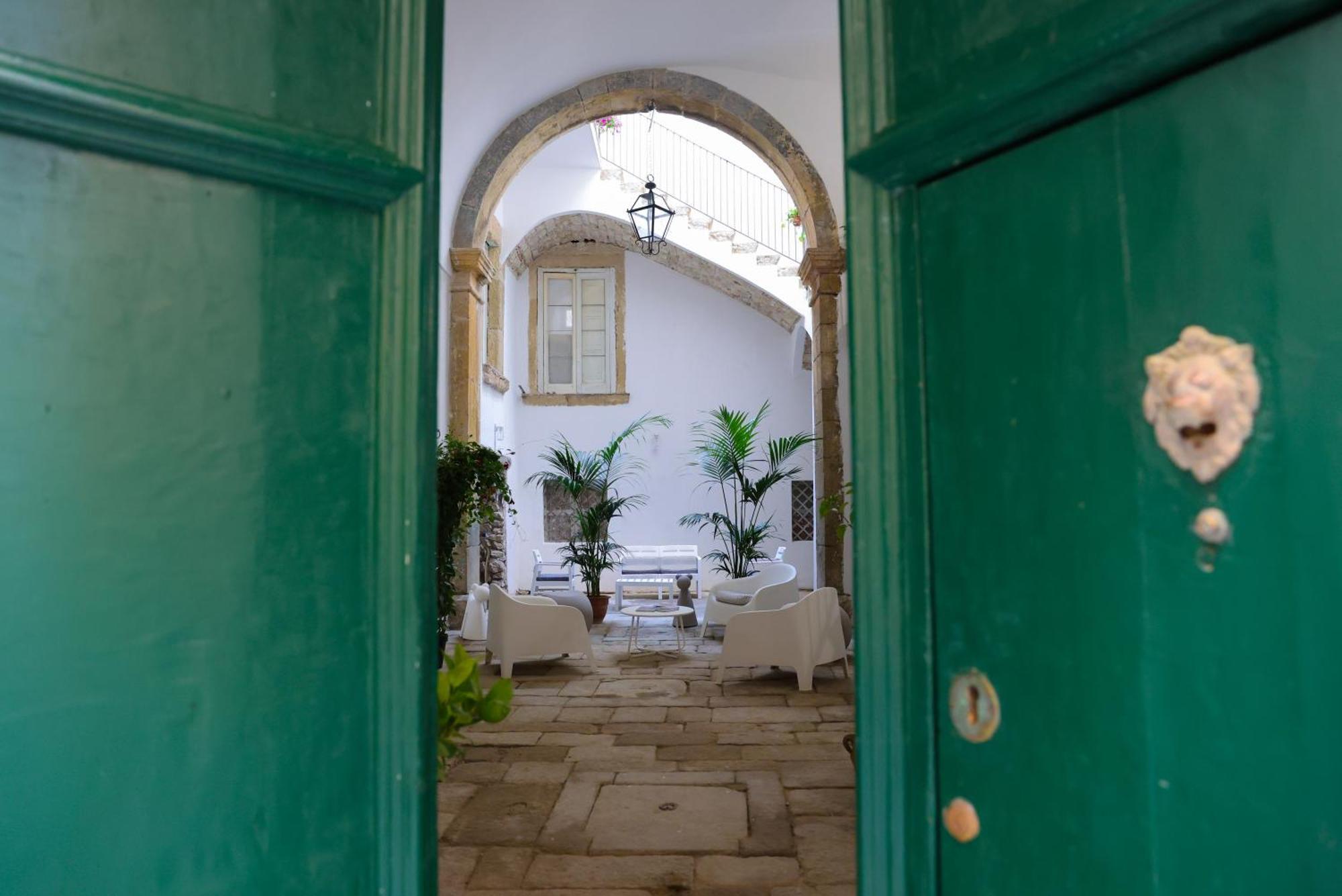 Nazzari B&B Тропея Экстерьер фото