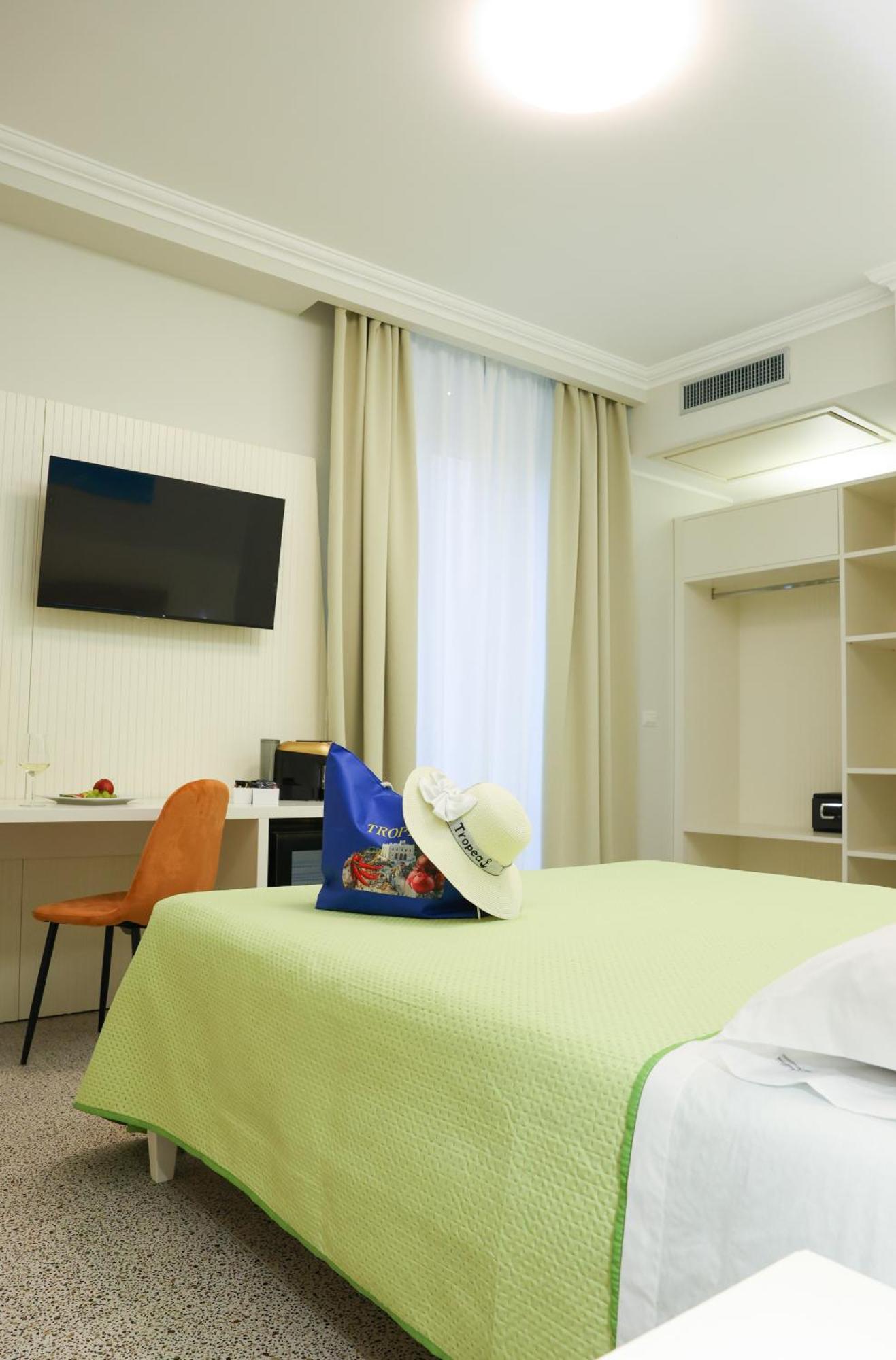 Nazzari B&B Тропея Экстерьер фото