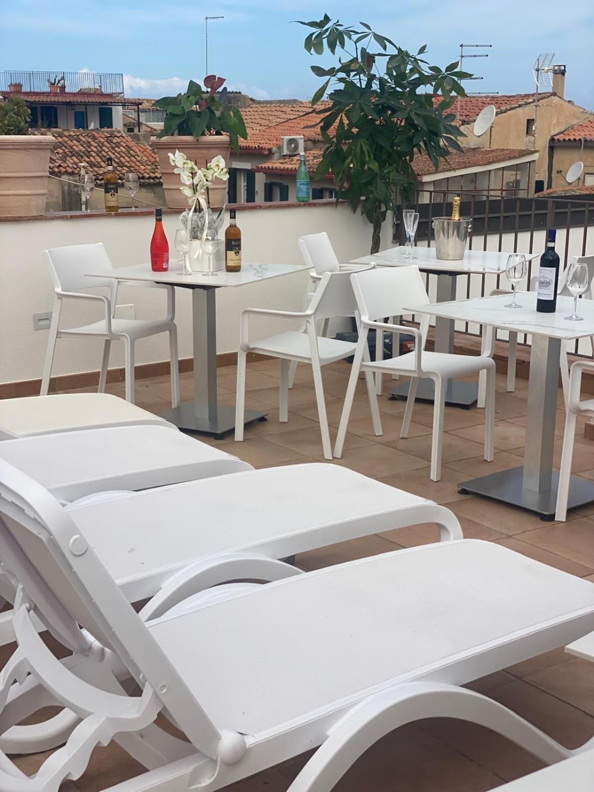 Nazzari B&B Тропея Экстерьер фото